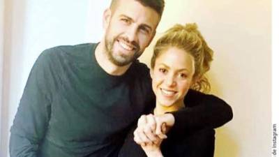 Shakira y Piqué han buscado acallar los rumores de separación con muestras de afecto mutua en las redes sociales. Foto redes.