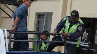 Henry Alexander Altamirano Lau (30).