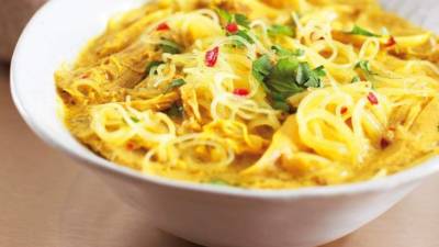 Servir caliente y espolvorear con cilantro fresco.