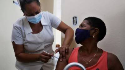 Los aviones entregarán a Cuba alimentos, equipos de protección personal y más de un millón de mascarillas médicas.