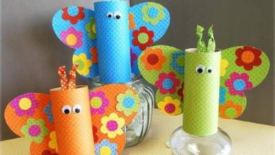 Lapiceros en forma de mariposa. Fáciles de elaborar.