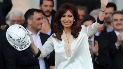 Cristina Fernández se despide mañana de la presidencia argentina.