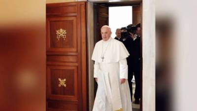 Las autoridades habían prohibido en la capital las concentraciones en la avenida de los Campos Elíseos y en el entorno de la catedral de Notre Dame.
