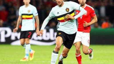Marouane Fellaini (c), durante un partido con la selección de Bélgica. EFE/Archivo