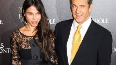 Oksana Grigorieva en una foto de archivo con el actor.