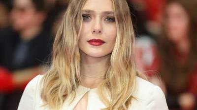 La actriz Elizabeth Olsen es la hermana menor de las famosas gemelas, Mary Kate y Ashley Olsen.