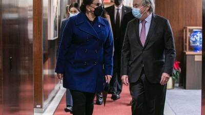 La presidenta de Honduras, Xiomara Castro, y el secretario general de la ONU, António Guterres.