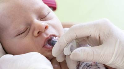 Algunos bebés con resfriado no necesitan de un medicamentos, sino de descanso y la atención