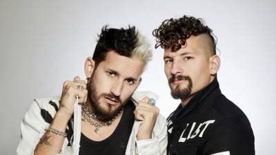 Los cantantes venezolanos Mau y Ricky compartieron un video en sus redes sociales anunciando su participación en el Foro de Talentos Charalco.