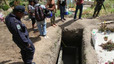 A unos metros de la tumba que preparaba para su hermano, pandilleros ultimaron a José Geovany Ventura.