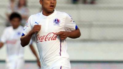 Michaell Chirinos se convierte en nuevo legionario hondureño.