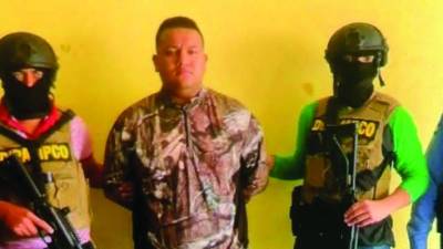 Los detenidos son un oficial y dos agentes, informaron autoridades de Seguridad.