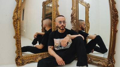 Fotografía de archivo cedida por Telemundo donde aparece el veterano reguetonero puertorriqueño Yandel, quien anunció este martes las fechas y localidades de su gira mundial, ‘Yandel 2024’, que lo llevará a presentarse mayormente en Latinoamérica y España.