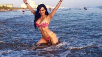 'En Acapulco!!! Precioso y con su gente mágica.les mando un abrazo inmenso', publicó junto a esta foto.