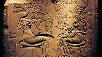 Las autoridades egipcias están ansiosas por anunciar “el descubrimiento del siglo” al confirmarle al mundo que hallaron los restos de la reina de belleza legendaria, sin embargo pidieron tiempo