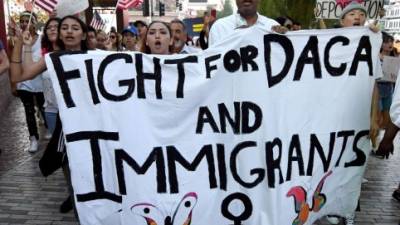 Activistas proinmigrantes protestan por el DACA en Las Vegas, Nevada.