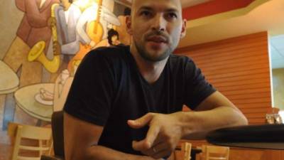 Rodríguez dijo que escribir sobre la violencia y la corrupción es la consecuencia directa de vivir en un país como Honduras.