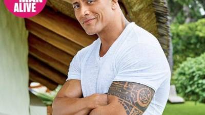 The Rock cautiva no solo por su cuerpo y carisma.