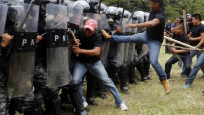 La Policía presentó la Unidad Antimotines.