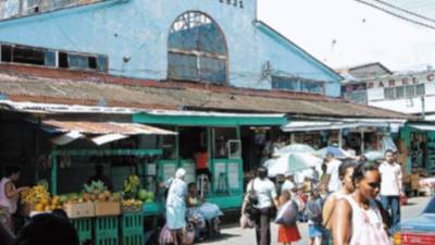 foto de el mercado san isidro de la ceiba habla sobre la energia electrica.foto esau narciso ocampo