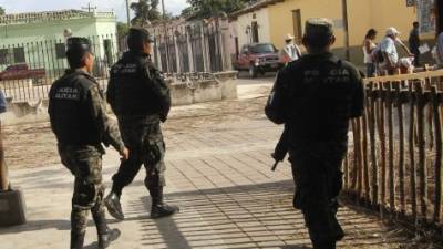 Militares apostados en el Ramón Rosa.