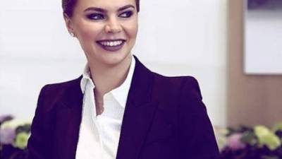 Muy discreto con su vida privada, Vladímir Putin sorprendió a Rusia al anunciar que piensa volver a casarse. La elegida para convertirse en la primera dama rusa sería la ex gimnasta Alina Kabáyeva, con quien el mandatario tiene una relación 'secreta' desde hace varios años, según medios locales.