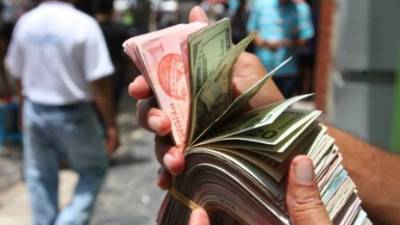 El mercado paralelo del dólar ya no es tan rentable como antes.