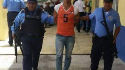 Avidan Milla Díaz (24) supuestamente cometió el crimen contra su hijo de 13 años.