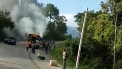 Los pasajeros lograron bajar a tiempo.