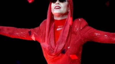 La cantante Katy Perry llevó el caso de la compra del convento a los juzgados.