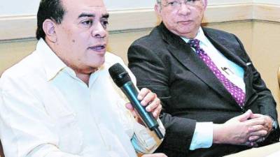 Matías Funes y Jorge Omar Casco reclaman salarios por despido injustificado.