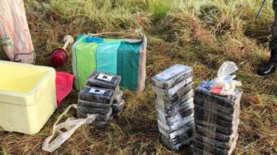 La supuesta narcoavioneta fue encontrada en una pista clandestina de La Mosquitia de Honduras.