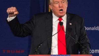Trump insiste en su propuesta antimusulmana, a pesar de la ola de críticas.