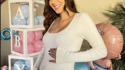 La hermosa Melissa Valeriano anunció que será mamá de una niña.