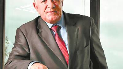 Empresario. Vélez maneja el alumbrado público de Cali desde el año 2000, según el sitio de noticias.