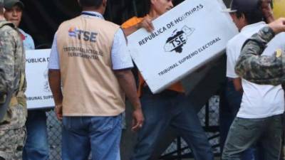 Personal del TSE coordinó la entrega de urnas en El Progreso y el resto de municipios de Yoro.