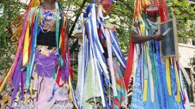 El pueblo garífuna es uno de los temas que abordan los expertos de la caravana.