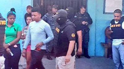 Óscar Aroldo Torres Velásquez, alias “Coca”, de 22 años fue detenido en La Ceiba.