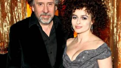 Tim Burton y la actriz Helena Bonham Carter.