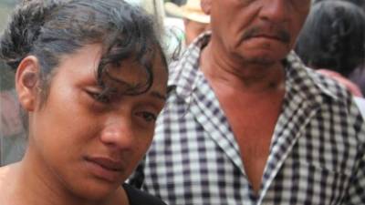 El padre y la esposa de la Edil Martínez clamaron por justicia a las autoridades.