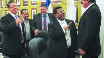 Magistrados del TSE recibieron al ex-Presidente.