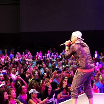 'Métela, sácala” en álbum Zumba Fitness 2014