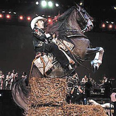 Compone canción para su hijo Trigo