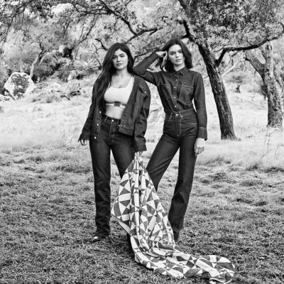 Las Kardashian Jenner vuelven a protagonizar un 'photoshop fail'