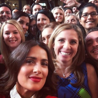 Salma Hayek debuta en las redes sociales