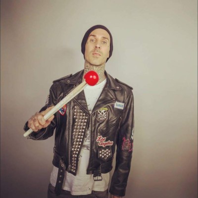 Hospitalizan a baterista de Blink-182