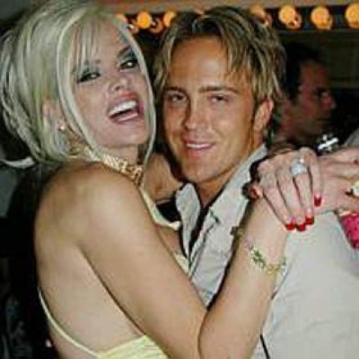 Ex de Anna Nicole Smith y padre de su hija ¡es homosexual!