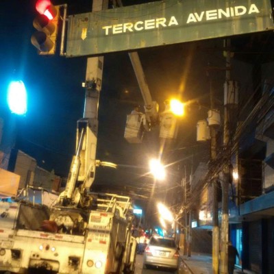 Con más de 5,200 lámparas nuevas y reparadas mejoran alumbrado en San Pedro Sula