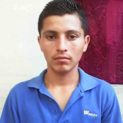 'Él levantó las manos y los policías siempre le dispararon”