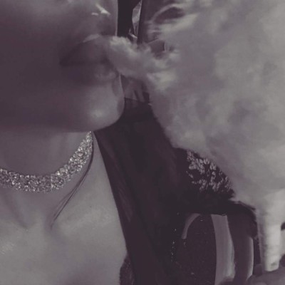 Kim Kardashian al límite de la provocación